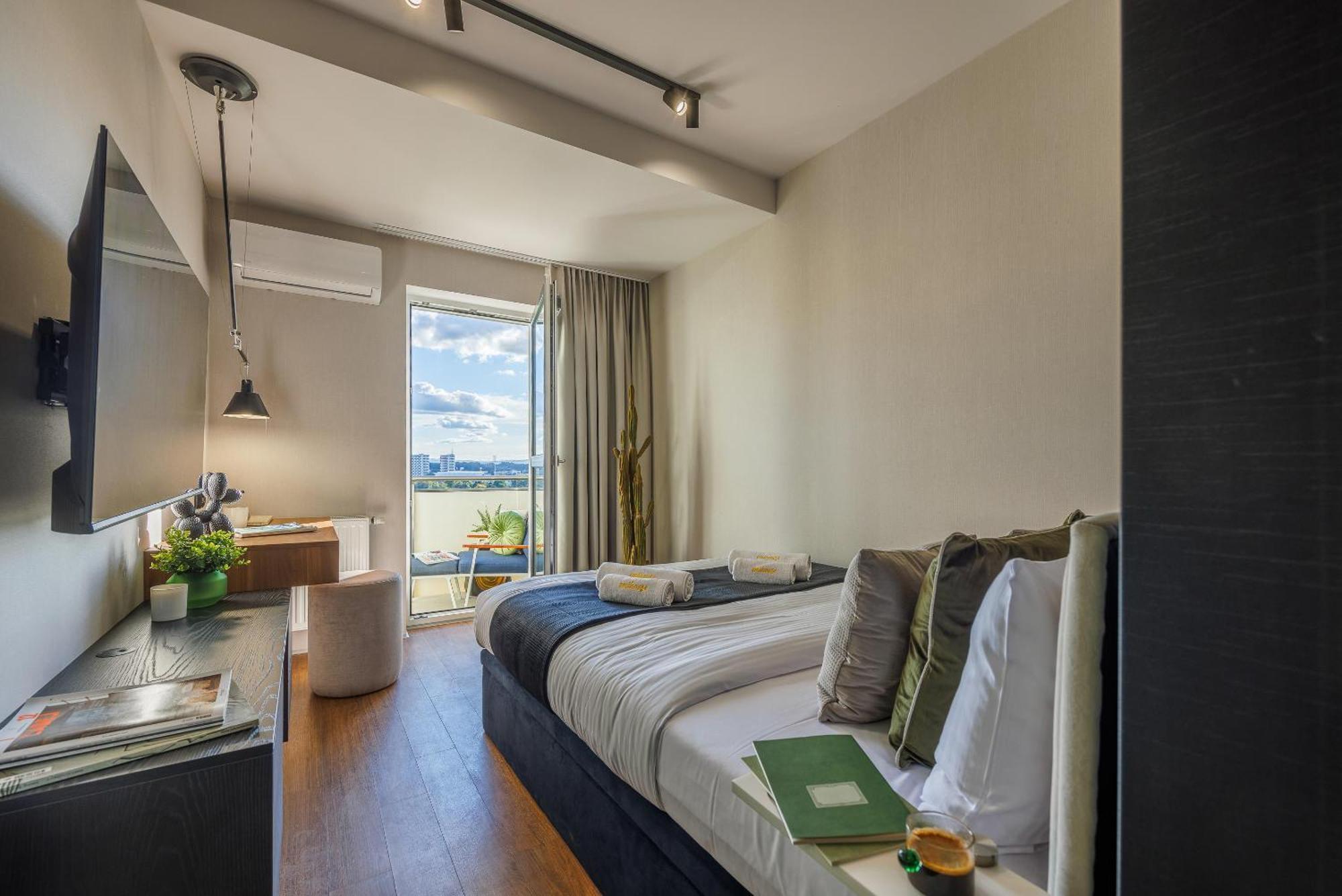Emihouse Riverside Premium Apartments & Free Parking Жешов Екстериор снимка