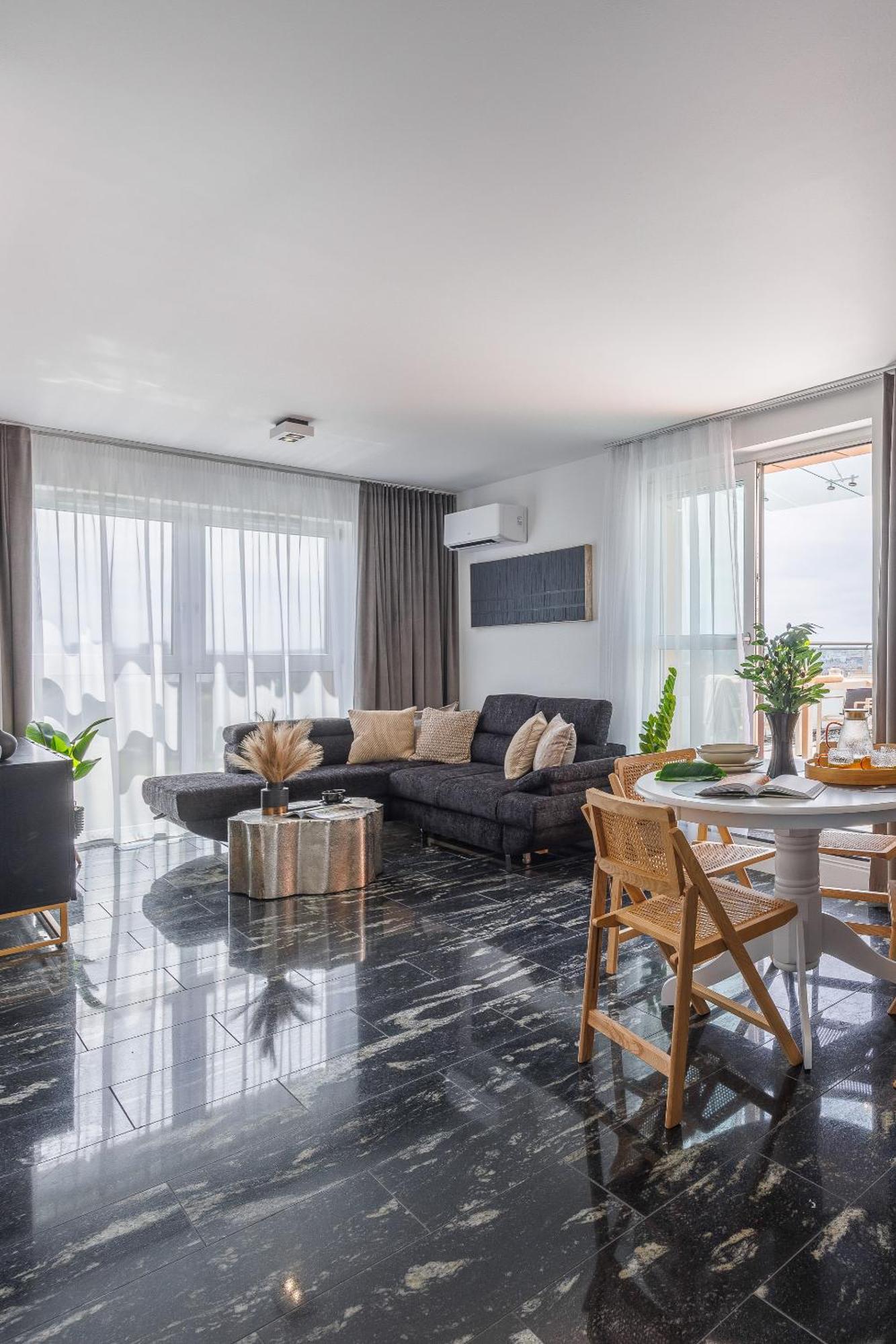 Emihouse Riverside Premium Apartments & Free Parking Жешов Екстериор снимка