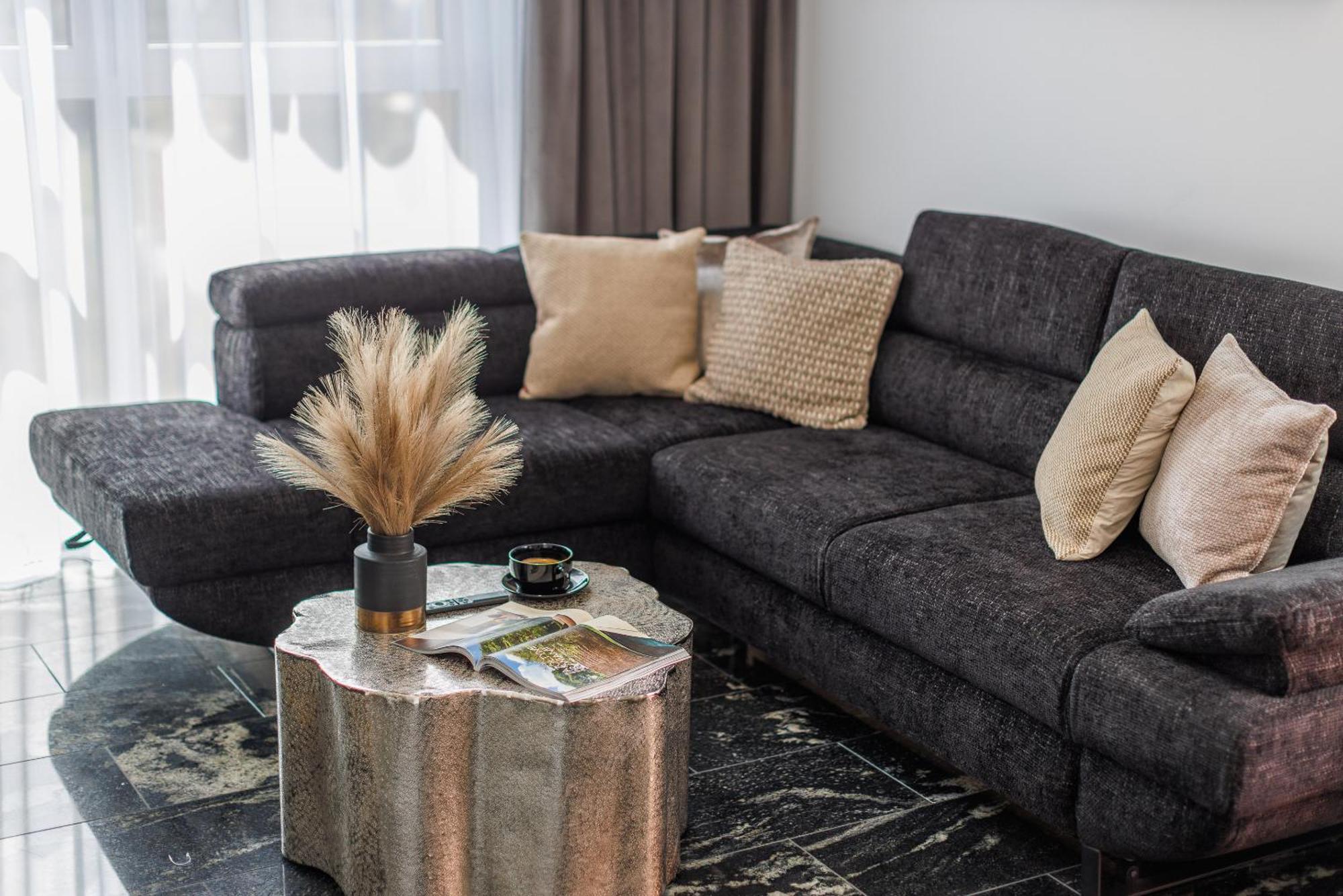 Emihouse Riverside Premium Apartments & Free Parking Жешов Екстериор снимка
